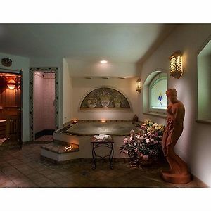 Hotel Miralago Wellness - Adults Only